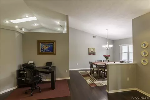752 W Olympia St, Hernando, FL 34442 photo 3