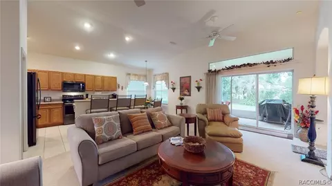 898 W Skyview Crossing Dr, Hernando, FL 34442 photo 6