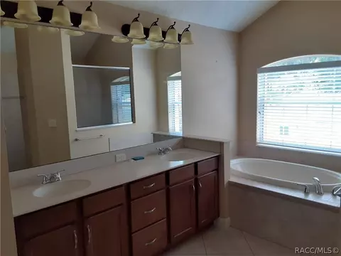 476 W Cobblestone Loop, Hernando, FL 34442 photo 4