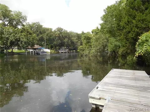 15865 W River Rd, Inglis, FL 34449 photo 5