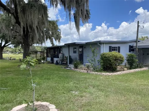 3900 N Bluewater Dr, Hernando, FL 34442 photo 1