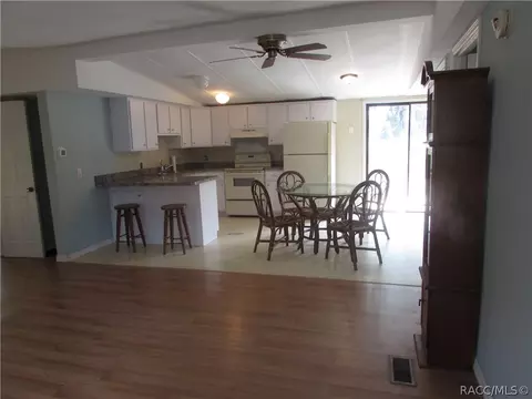 7710 E Rustic Trl, Inverness, FL 34453 photo 9