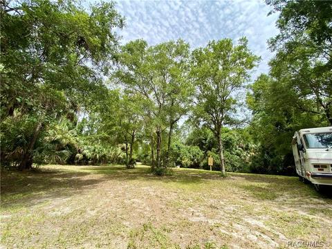 285 Gladys Ave, Inglis, FL 34449 photo 6