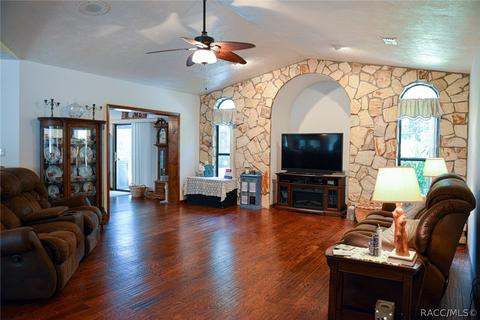 1898 E Saint James Loop, Inverness, FL 34453 photo 9