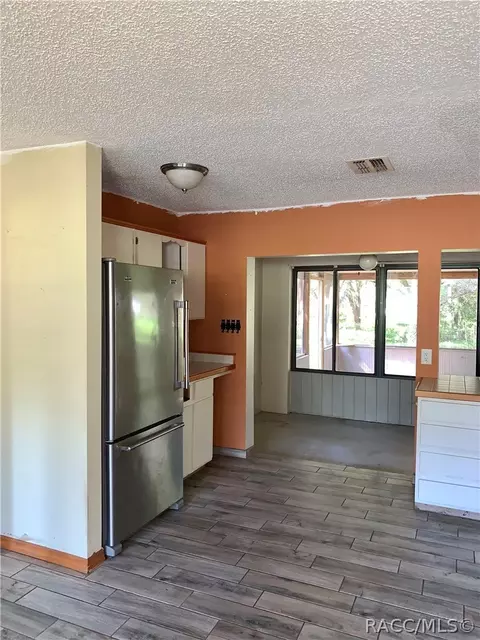 2092 E Pamela Ct, Hernando, FL 34442 photo 4