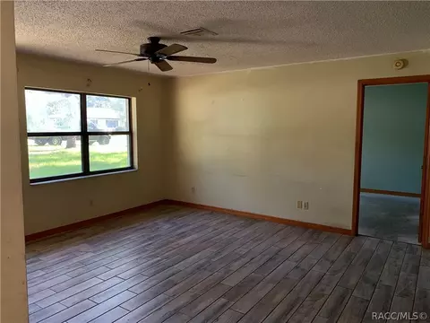 2092 E Pamela Ct, Hernando, FL 34442 photo 6