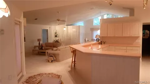 719 W Keller St, Hernando, FL 34442 photo 5