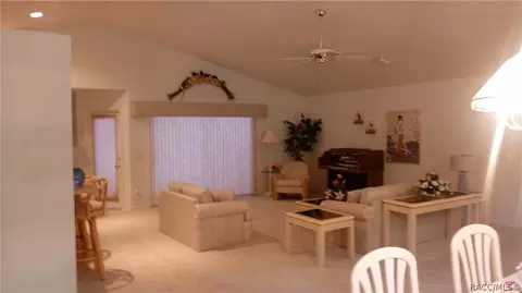 719 W Keller St, Hernando, FL 34442 photo 3