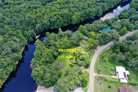 4905 E Spruce Dr, Dunnellon, FL 34434 photo 3