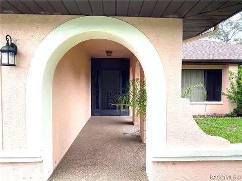 2335 Waterfall Dr, Spring Hill, FL 34608 photo 3