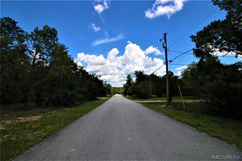 1634 E Cleveland St, Hernando, FL 34442 photo 2
