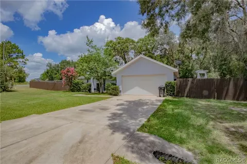 17 Juniper Track Ct, Ocala, FL 34480 photo 2