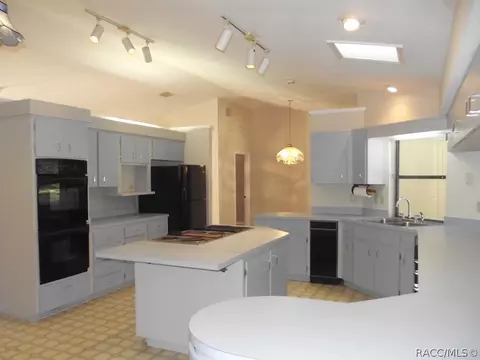 184 E Liberty St, Hernando, FL 34442 photo 8