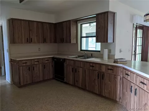 1980 E Virts Ct, Hernando, FL 34442 photo 3