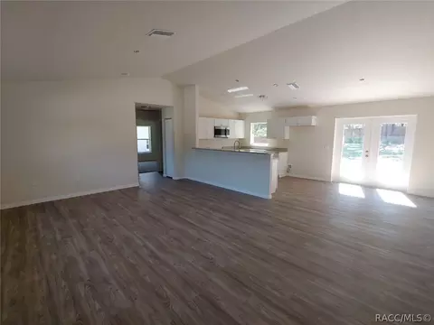 2974 E Brigadoon Ct, Hernando, FL 34442 photo 2