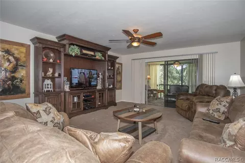 219 E Hartford St #2B, Hernando, FL 34442 photo 4