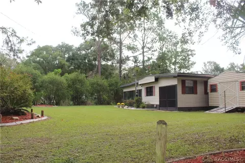 7174 E Channel Dr, Hernando, FL 34442 photo 2