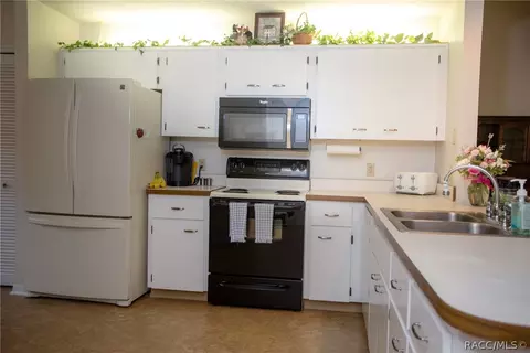 646 W Diamondbird Loop, Hernando, FL 34442 photo 15