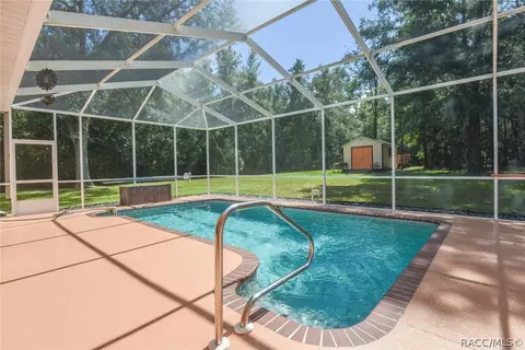 858 W Keller St, Hernando, FL 34442 photo 2