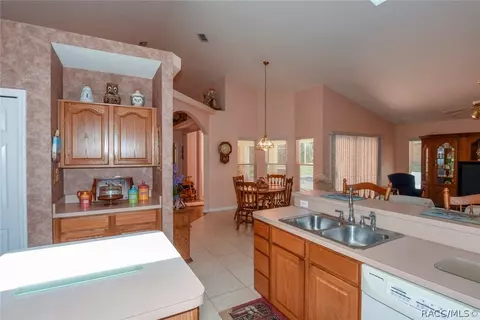 858 W Keller St, Hernando, FL 34442 photo 17