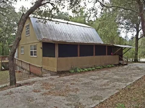 8471 Stone Dr, Webster, FL 33597 photo 1