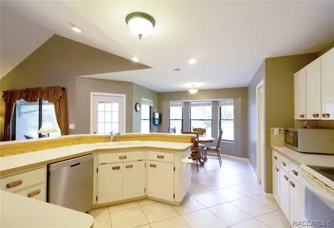 1583 E Cleveland St, Hernando, FL 34442 photo 6