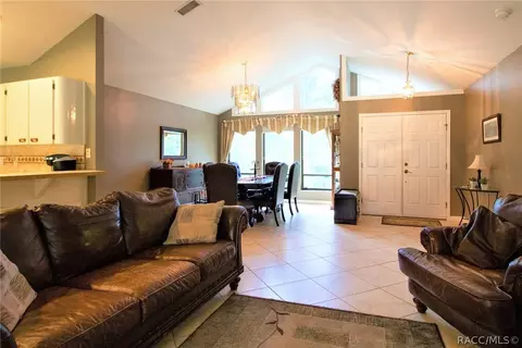 1583 E Cleveland St, Hernando, FL 34442 photo 2