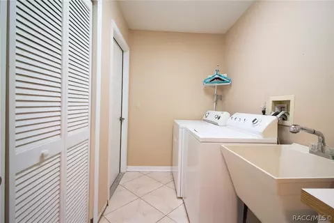 1583 E Cleveland St, Hernando, FL 34442 photo 8