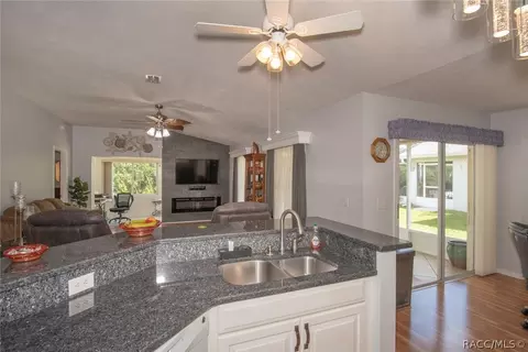 633 W Sunbird Path, Hernando, FL 34442 photo 13