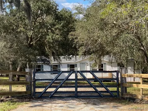 1589 E Winnetka St, Hernando, FL 34442 photo 3
