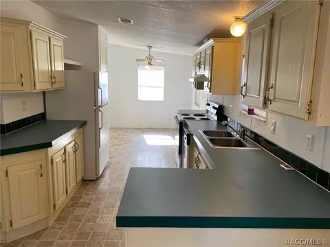 1589 E Winnetka St, Hernando, FL 34442 photo 6