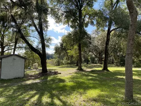 6594 N Iris Dr, Hernando, FL 34442 photo 5