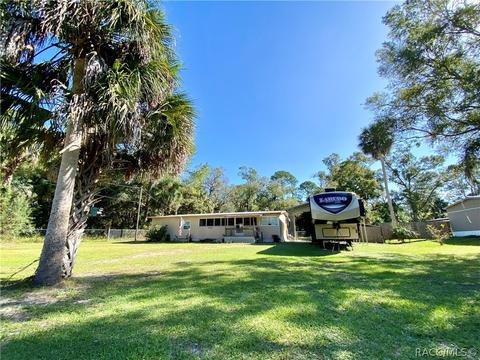 19449 SE 59th Ct, Inglis, FL 34449 photo 2
