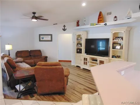 1460 E Ridgefield Dr, Hernando, FL 34442 photo 11