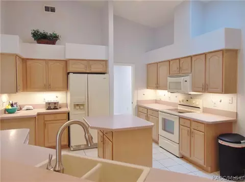 1460 E Ridgefield Dr, Hernando, FL 34442 photo 8