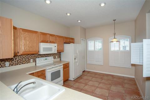 877 W Silver Meadow Loop, Hernando, FL 34442 photo 14