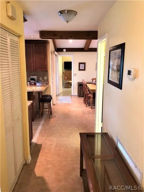 260 E Dakota Ct, Hernando, FL 34442 photo 4