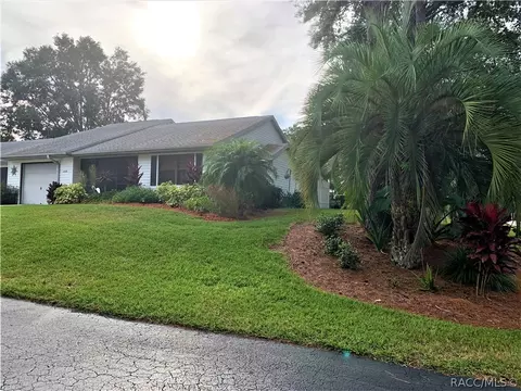 2328 N Hendry Pt, Hernando, FL 34442 photo 1