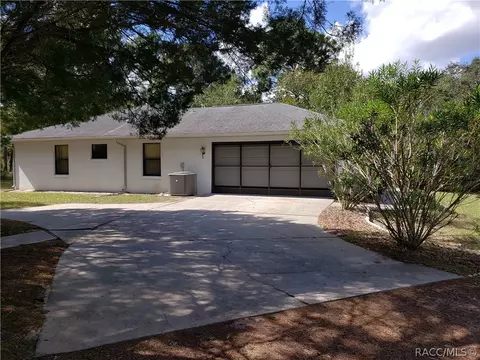 382 E Benjamin St, Hernando, FL 34442 photo 5