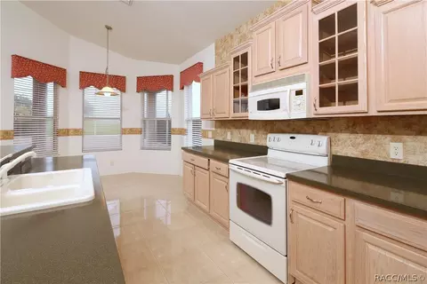 552 W Doerr Path, Hernando, FL 34442 photo 12