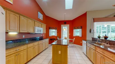 214 Eureka Ct, Hernando, FL 34442 photo 3