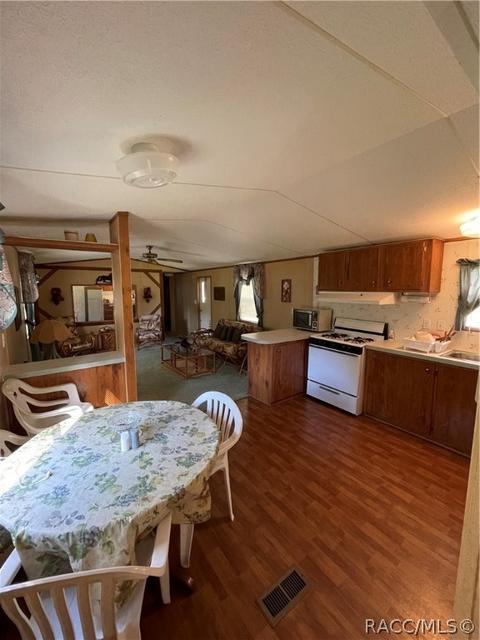 56 Pine St, Inglis, FL 34449 photo 9