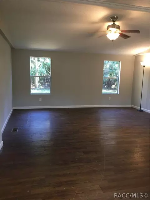 93 Sandi St, Inglis, FL 34449 photo 6