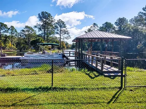 3860 E Shorewood Dr, Hernando, FL 34442 photo 2