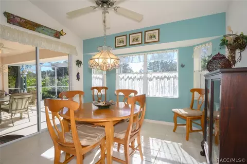 2952 N Folkestone Loop, Hernando, FL 34442 photo 9
