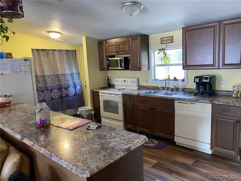 855 E Wacker St, Hernando, FL 34442 photo 3