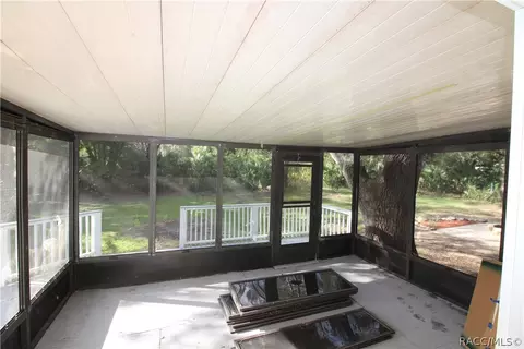 11410 N Clamdigger Ter, Inglis, FL 34449 photo 12