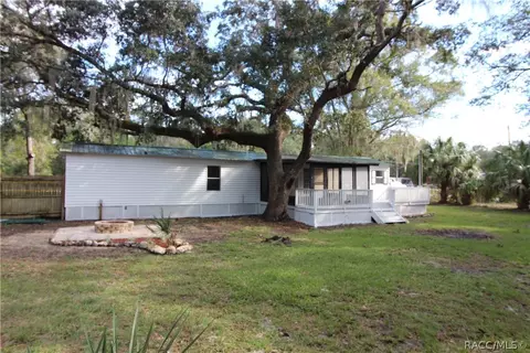 11410 N Clamdigger Ter, Inglis, FL 34449 photo 13