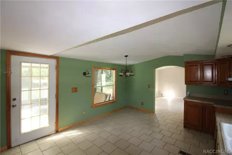 11410 N Clamdigger Ter, Inglis, FL 34449 photo 7
