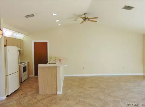 545 E Alaska Ln, Hernando, FL 34442 photo 9